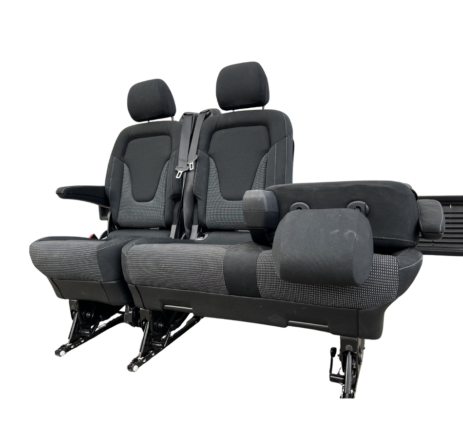 Mercedes-Benz V-Klasse Santos Stoff 2+1 Sitzgruppe – gebraucht, geprüft und gereinigt